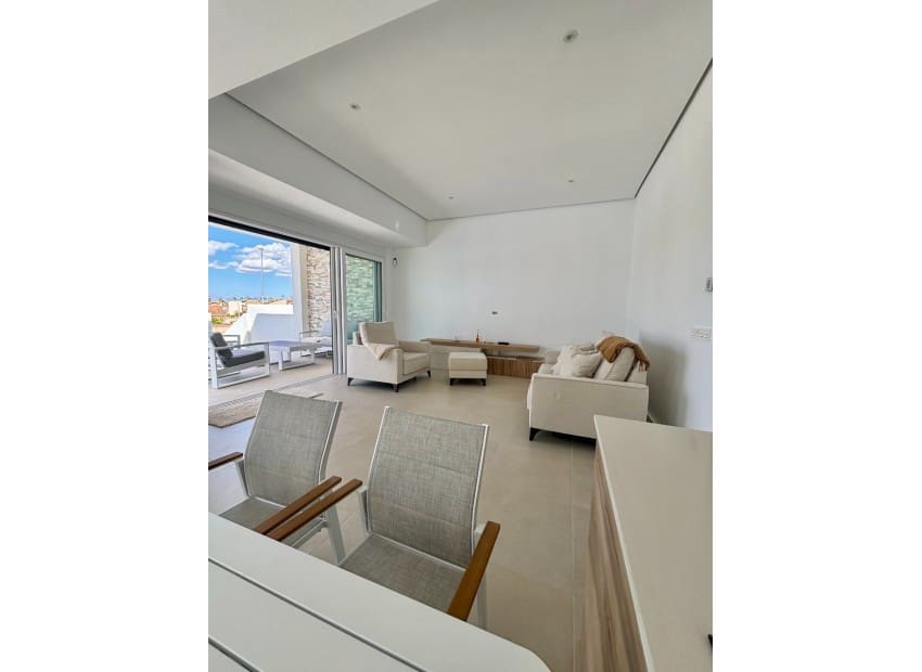 3 bedroom Villa for sale in Benijofar with pool - € 478,732 (Ref: 8825808)