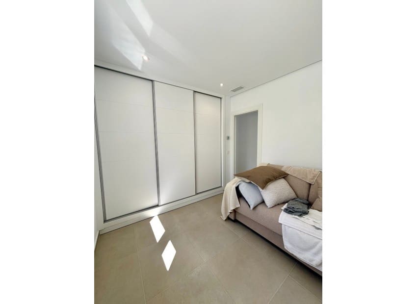 3 bedroom Villa for sale in Benijofar with pool - € 478,732 (Ref: 8825808)