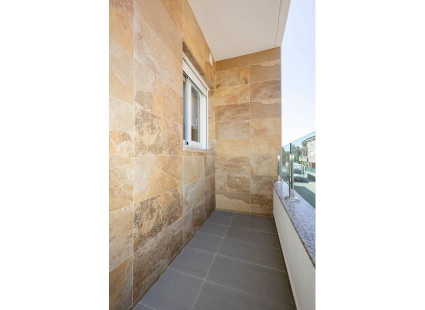 2 slaapkamer Appartement te koop in Jacarilla met zwembad - € 139.000 (Ref: 8825809)