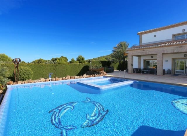 5 makuuhuone Huvila myytävänä paikassa Javea / Xàbia mukana uima-altaan - 1 215 000 € (Ref: 8825821)
