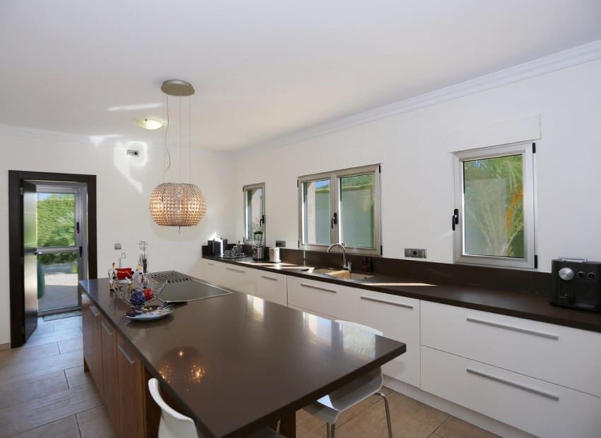 5 makuuhuone Huvila myytävänä paikassa Javea / Xabia mukana uima-altaan - 1 215 000 € (Ref: 8825821)