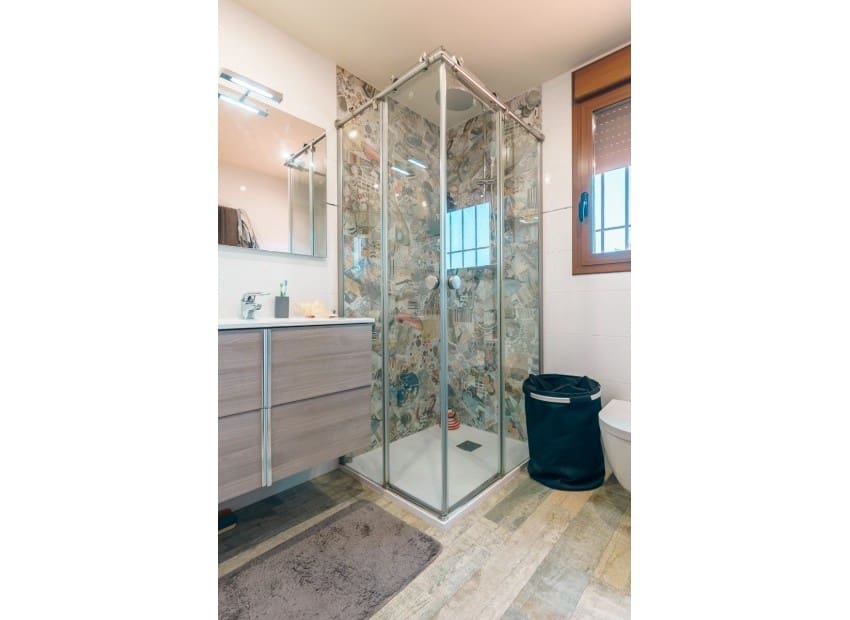 5 camera da letto Villa in vendita in La Nucia con piscina - 899.000 € (Rif: 8825839)