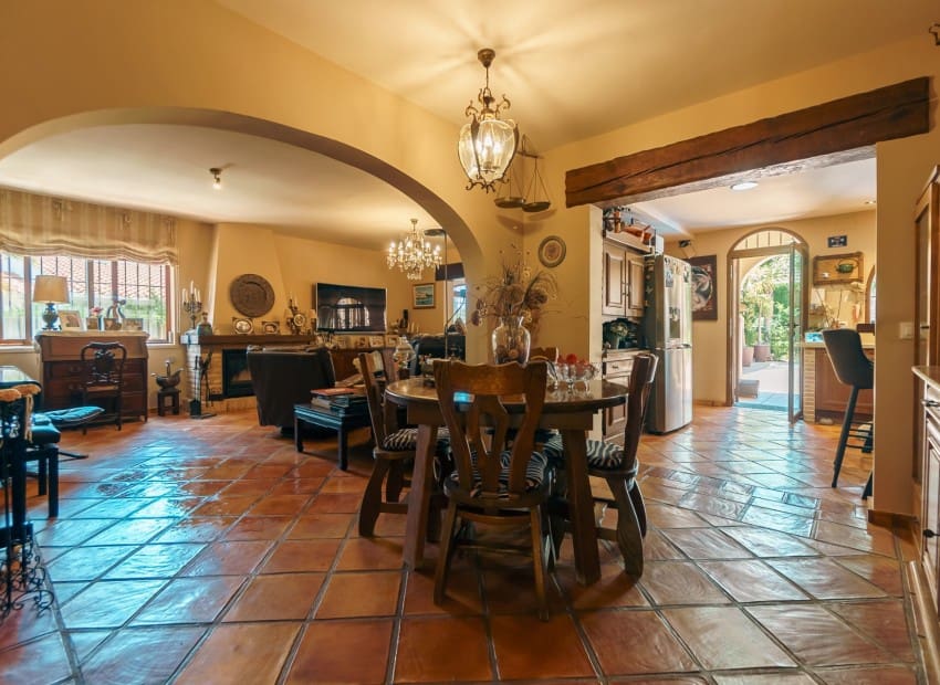 5 camera da letto Villa in vendita in La Nucia con piscina - 899.000 € (Rif: 8825839)