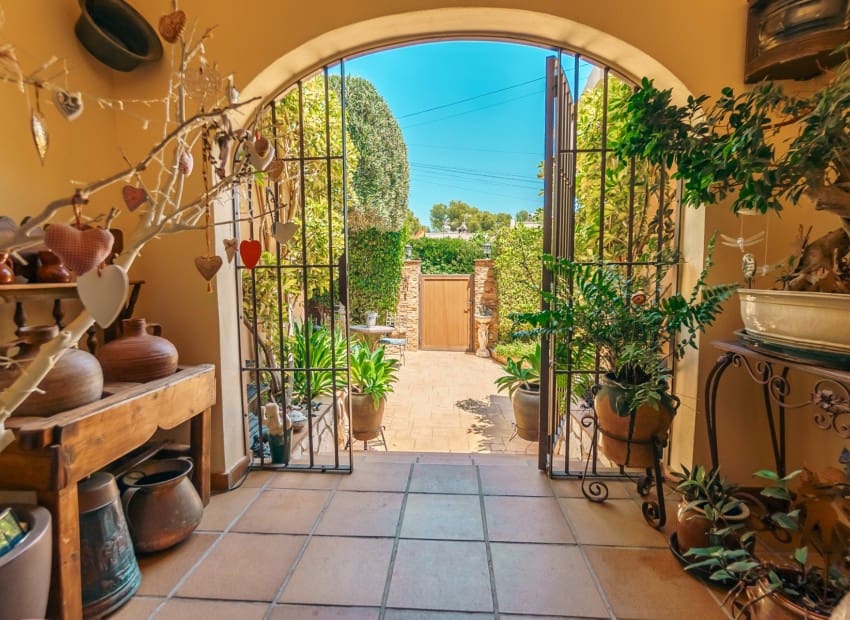 5 camera da letto Villa in vendita in La Nucia con piscina - 899.000 € (Rif: 8825839)