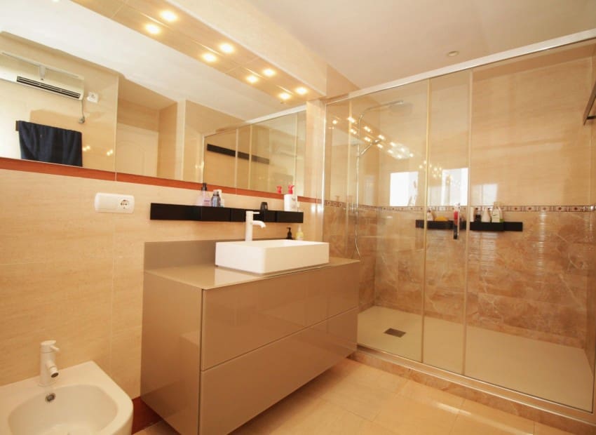 3 soverom Penthouse til salgs i Calpe / Calp med svømmebasseng - € 1 300 000 (Ref: 8825841)