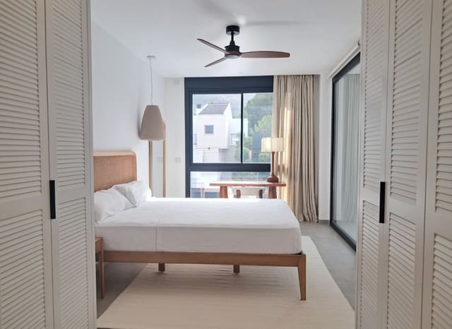 4 sypialnia Willa na sprzedaż w Albir, Alfaz del Pi / L'Alfàs del Pi z basenem garażem - 875 000 € (Ref: 8825863)