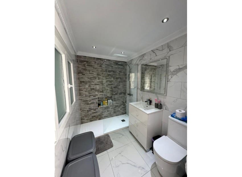 Chalet de 6 habitaciones en Ciudad Quesada en venta con piscina garaje - 728.500 € (Ref: 8840246)