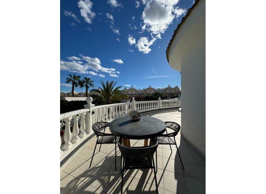 Chalet de 6 habitaciones en Ciudad Quesada en venta con piscina garaje - 728.500 € (Ref: 8840246)