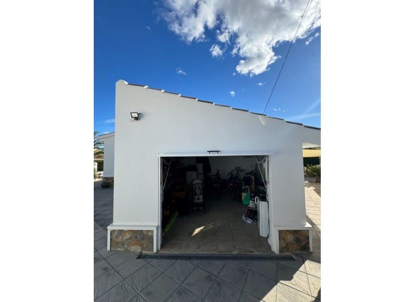 Chalet de 6 habitaciones en Ciudad Quesada en venta con piscina garaje - 728.500 € (Ref: 8840246)