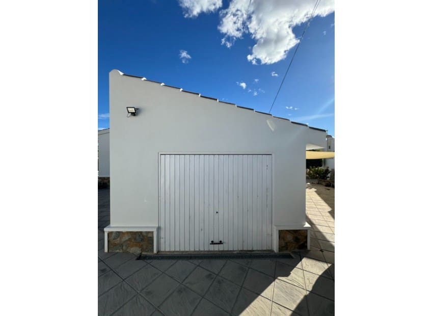 Chalet de 6 habitaciones en Ciudad Quesada en venta con piscina garaje - 728.500 € (Ref: 8840246)