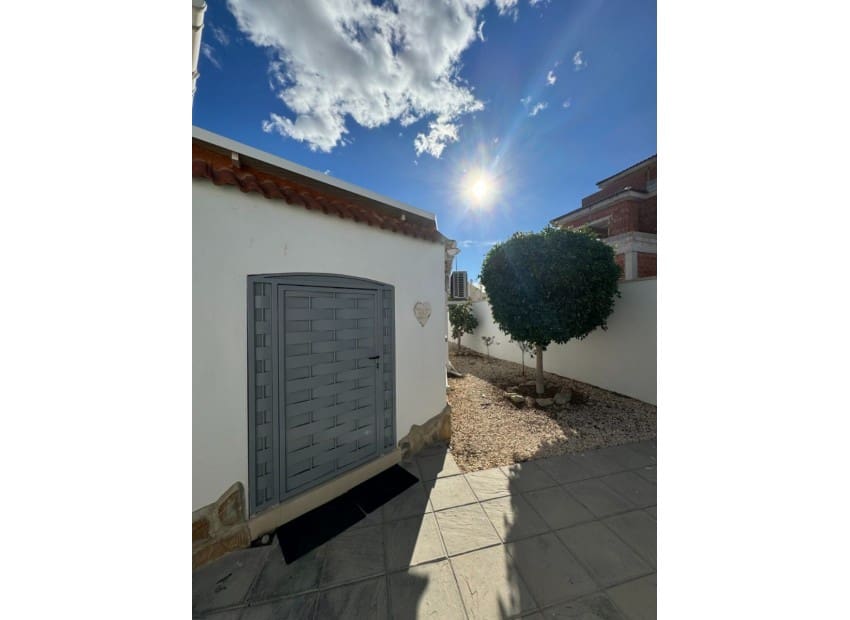 Chalet de 6 habitaciones en Ciudad Quesada en venta con piscina garaje - 728.500 € (Ref: 8840246)