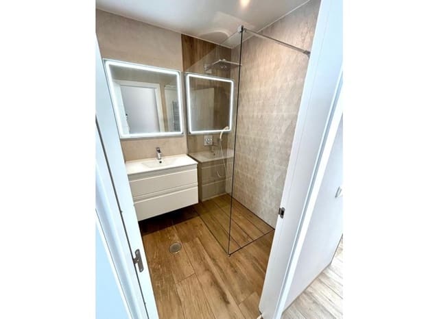 4 chambre Appartement à vendre à Marbella avec piscine - 1 100 000 € (Ref: 8856683)