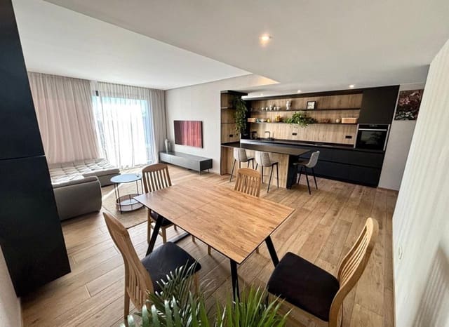 4 chambre Appartement à vendre à Marbella avec piscine - 1 100 000 € (Ref: 8856683)