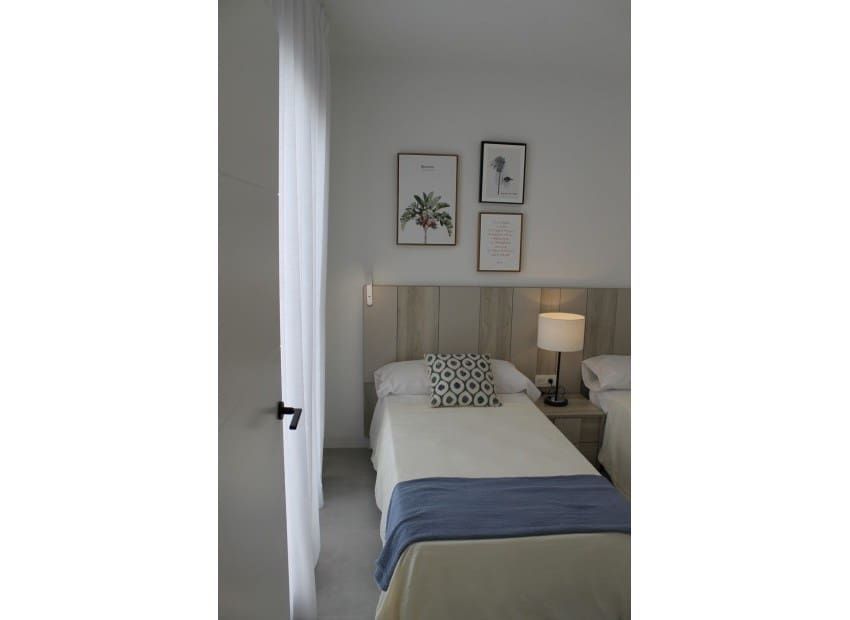 2 bedroom Villa for sale in Roldan with pool - € 299,900 (Ref: 8868455)