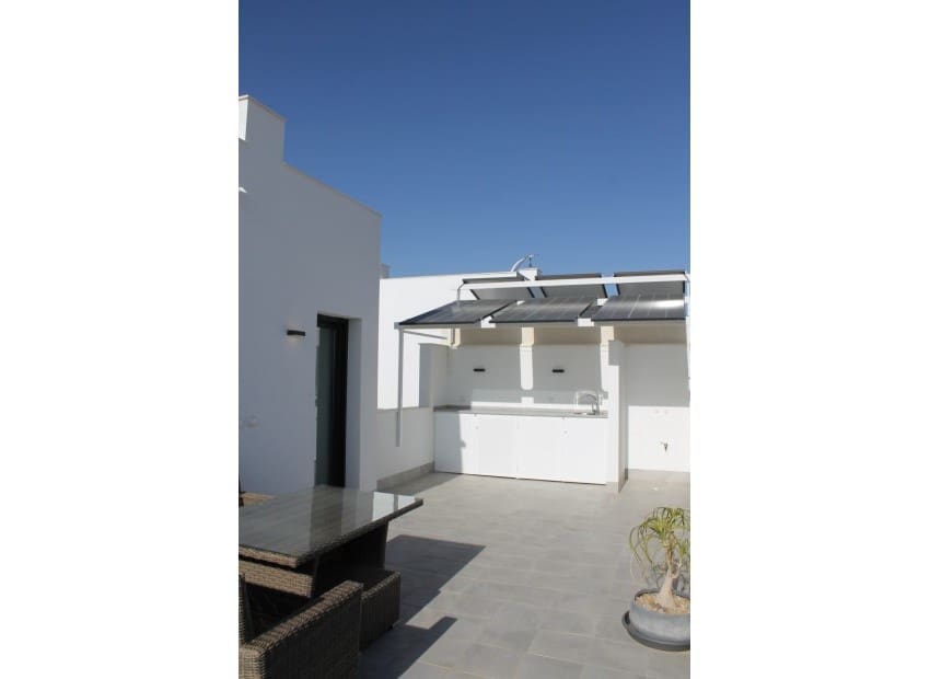 2 bedroom Villa for sale in Roldan with pool - € 299,900 (Ref: 8868455)