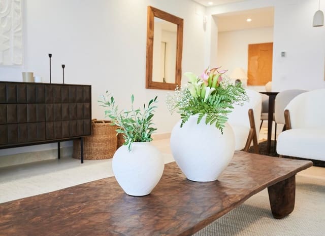 2 slaapkamer Appartement te koop in Los Naranjos, Marbella met zwembad - € 495.000 (Ref: 8887433)