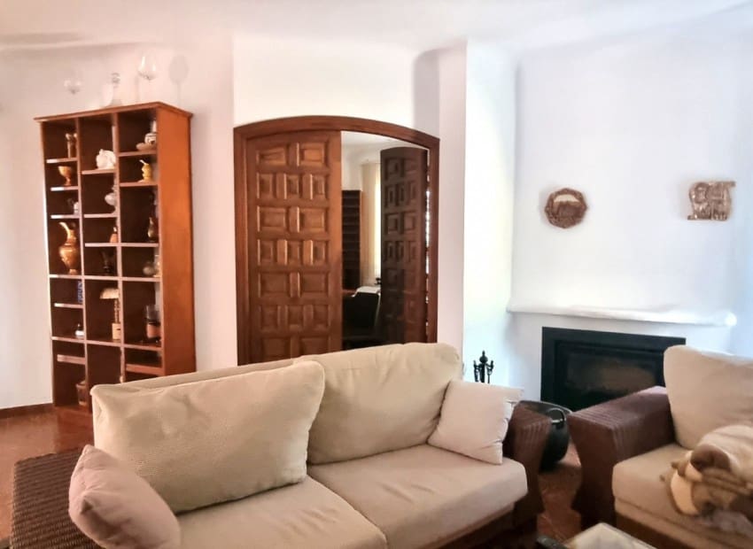 Chalet de 3 habitaciones en Altea en venta con piscina garaje - 850.000 € (Ref: 8887439)