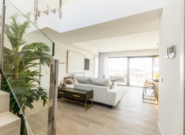 3 bedroom Villa for sale in Finestrat Pueblo, Finestrat with pool - € 1,350,000 (Ref: 8887445)