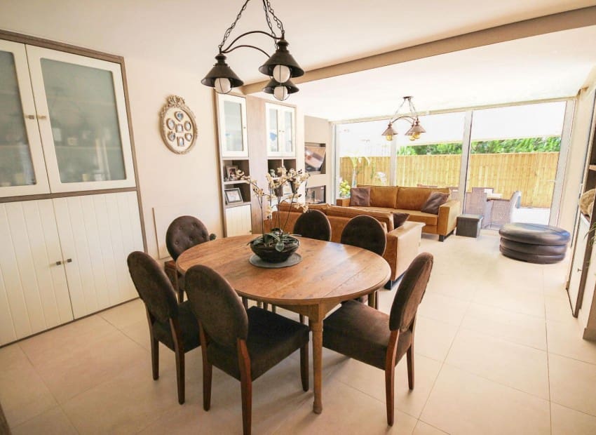 4 Zimmer Villa zu verkaufen in Finestrat mit Pool - 649.000 € (Ref: 8887447)