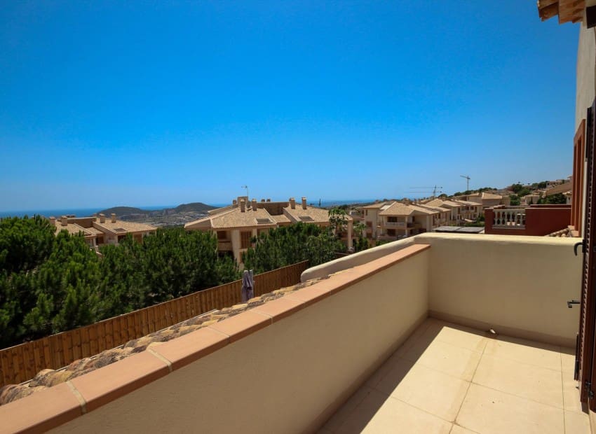 4 Zimmer Villa zu verkaufen in Finestrat mit Pool - 649.000 € (Ref: 8887447)