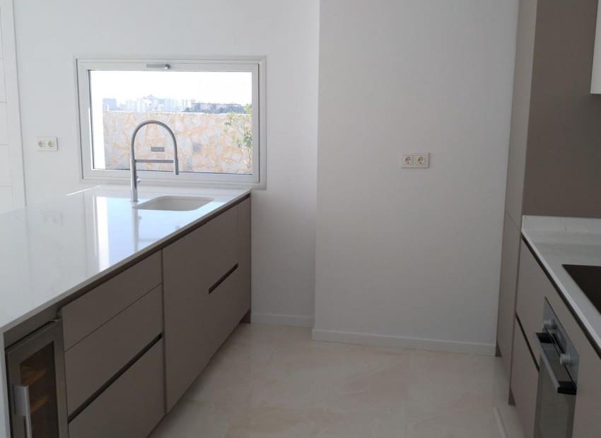 3 soveværelse Villa til salg i Finestrat med swimmingpool garage - € 695.000 (Ref: 8887460)