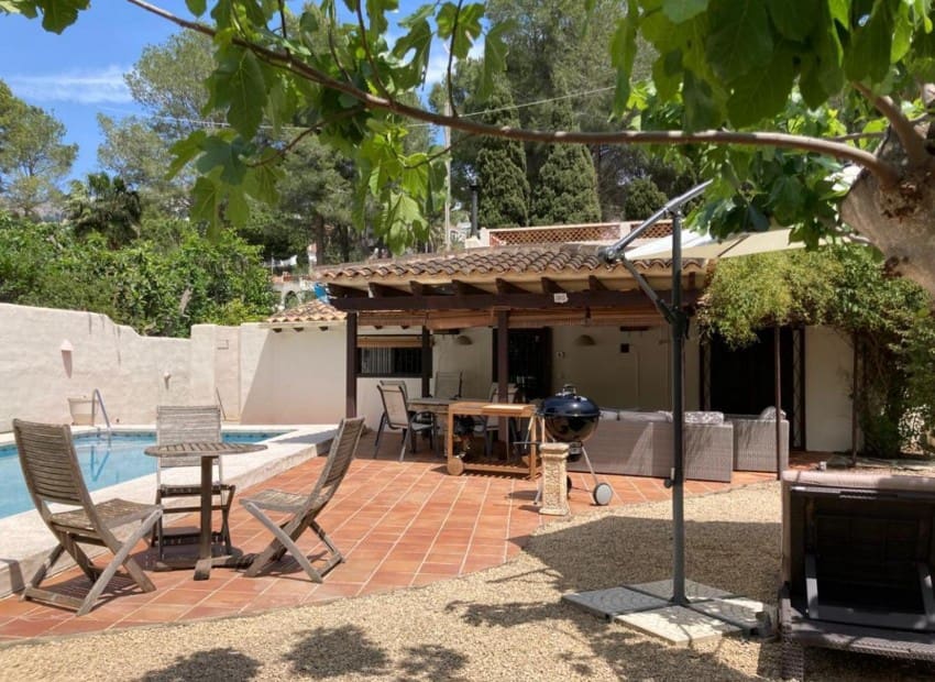 2 Zimmer Villa zu verkaufen in Altea mit Pool Garage - 550.000 € (Ref: 8887464)