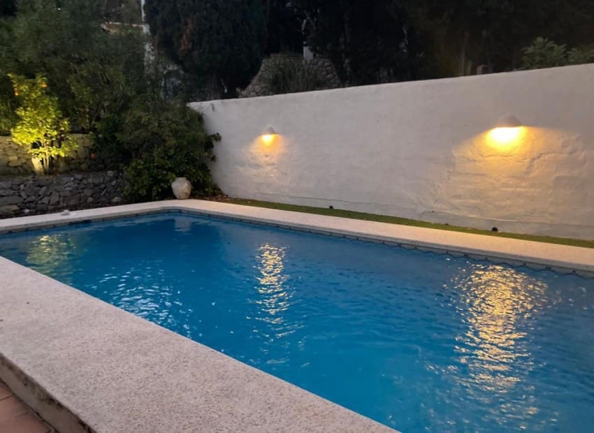 2 Zimmer Villa zu verkaufen in Altea mit Pool Garage - 550.000 € (Ref: 8887464)