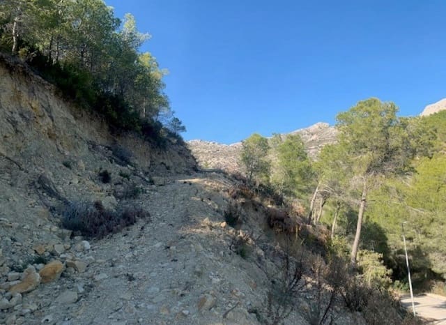 Building Plot for sale in Altea - € 150,000 (Ref: 8887467)