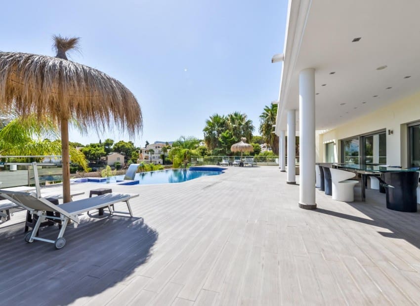 Chalet de 5 habitaciones en Benissa en venta con piscina - 1.700.000 € (Ref: 8887476)