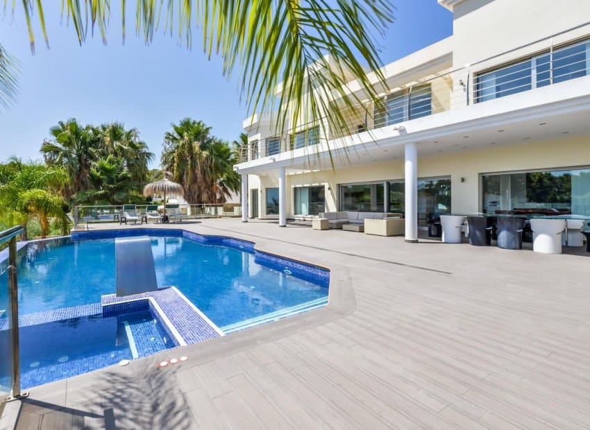 Chalet de 5 habitaciones en Benissa en venta con piscina - 1.700.000 € (Ref: 8887476)