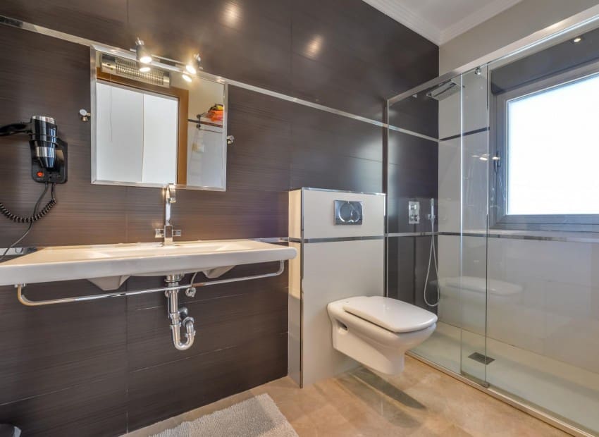 Chalet de 5 habitaciones en Benissa en venta con piscina - 1.700.000 € (Ref: 8887476)