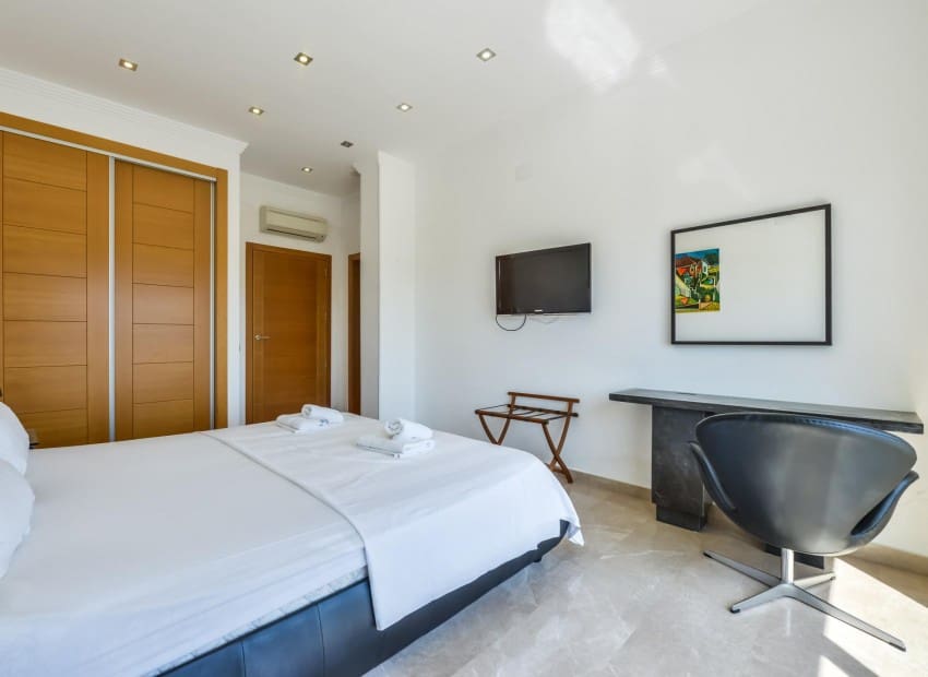 Chalet de 5 habitaciones en Benissa en venta con piscina - 1.700.000 € (Ref: 8887476)