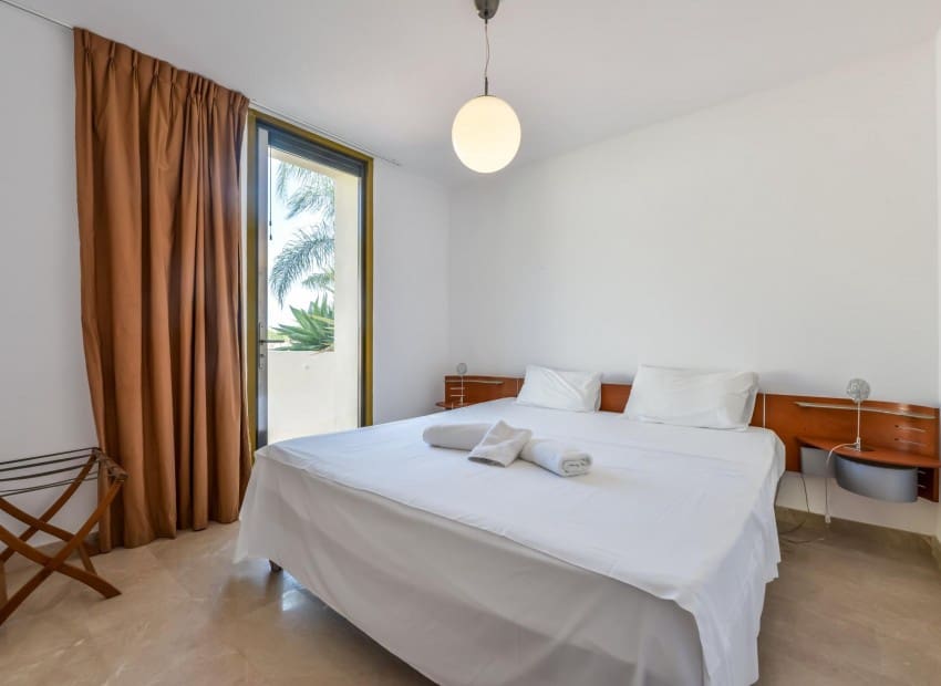 Chalet de 5 habitaciones en Benissa en venta con piscina - 1.700.000 € (Ref: 8887476)