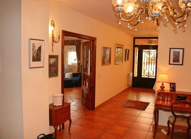 5 sypialnia Willa na sprzedaż w Escandinavia - Cautivador, Alfaz del Pi / L'Alfàs del Pi z basenem garażem - 2 450 000 € (Ref: 8887484)