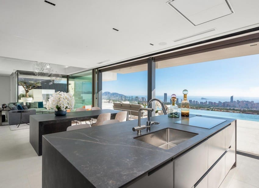 5 soveværelse Villa til salg i Finestrat med swimmingpool - € 2.450.000 (Ref: 8887485)