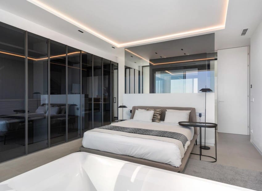 5 soveværelse Villa til salg i Finestrat med swimmingpool - € 2.450.000 (Ref: 8887485)