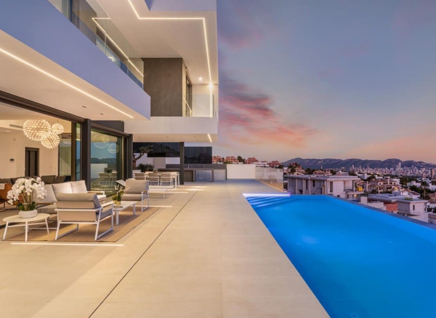 5 soveværelse Villa til salg i Finestrat med swimmingpool - € 2.450.000 (Ref: 8887485)