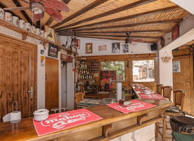 4 bedroom Villa for sale in Callosa d'En Sarrià with pool - € 850,000 (Ref: 8887490)