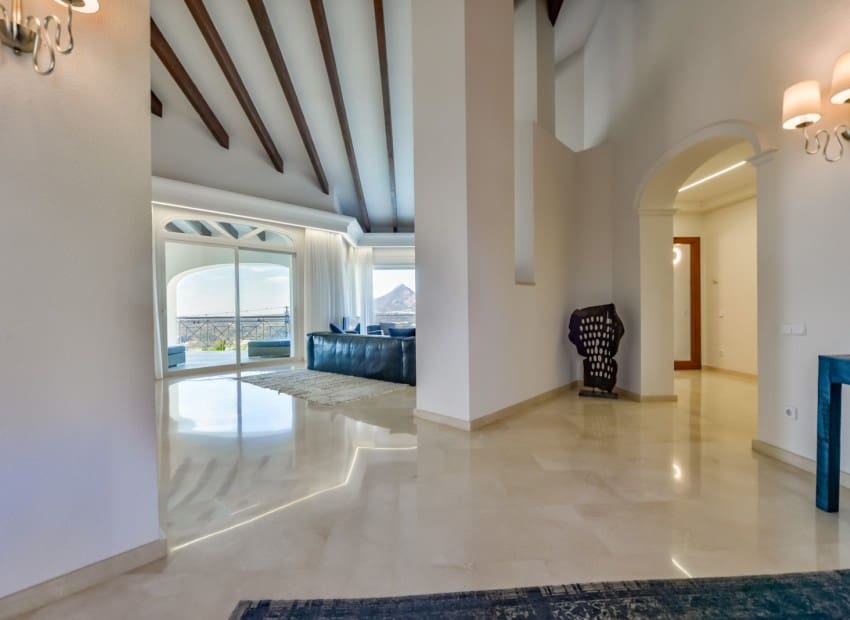 8 Zimmer Villa zu verkaufen in Altea mit Pool Garage - 2.650.000 € (Ref: 8893479)