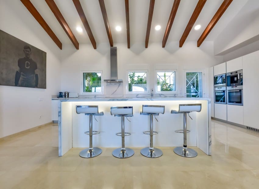 8 Zimmer Villa zu verkaufen in Altea mit Pool Garage - 2.650.000 € (Ref: 8893479)