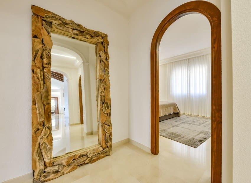 8 Zimmer Villa zu verkaufen in Altea mit Pool Garage - 2.650.000 € (Ref: 8893479)