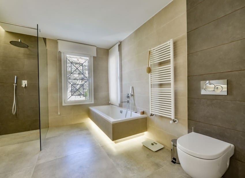 8 Zimmer Villa zu verkaufen in Altea mit Pool Garage - 2.650.000 € (Ref: 8893479)