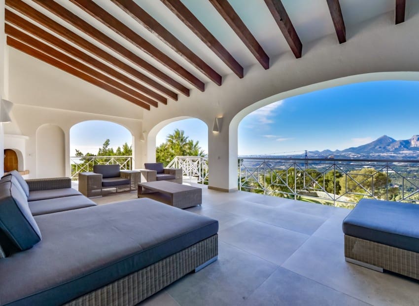 8 Zimmer Villa zu verkaufen in Altea mit Pool Garage - 2.650.000 € (Ref: 8893479)