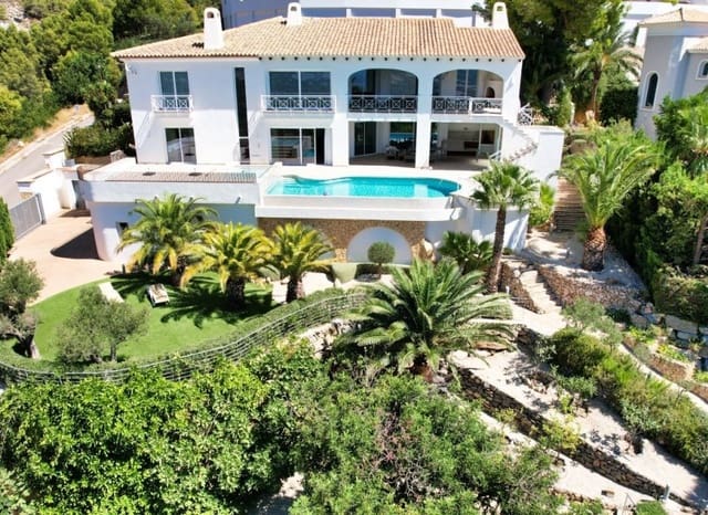 8 Zimmer Villa zu verkaufen in Altea mit Pool Garage - 2.650.000 € (Ref: 8893479)