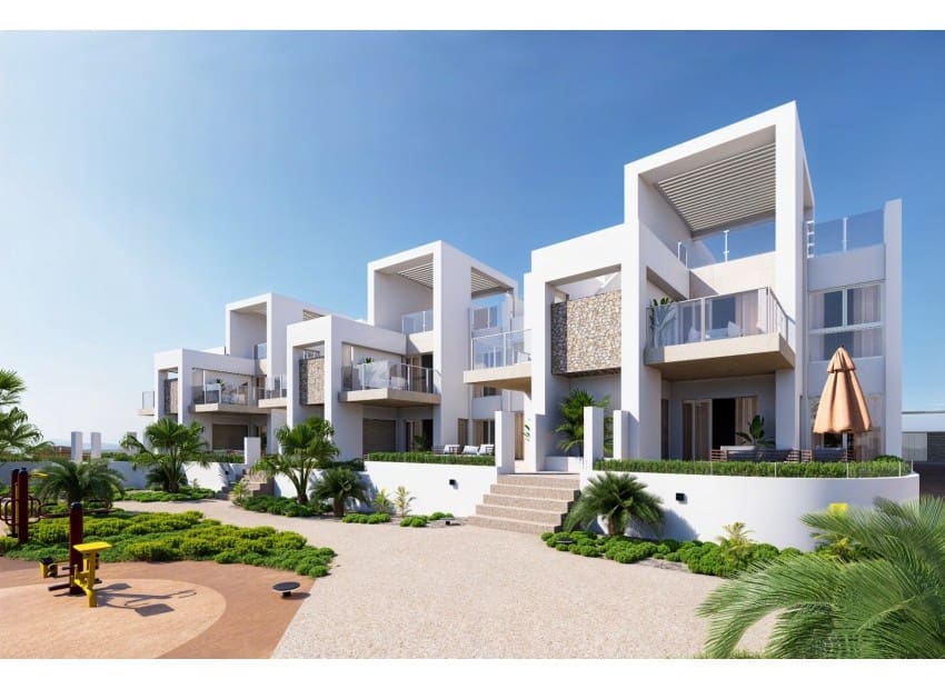 2 soveværelse Byhus til salg i Ciudad Quesada med swimmingpool - € 269.000 (Ref: 8897814)