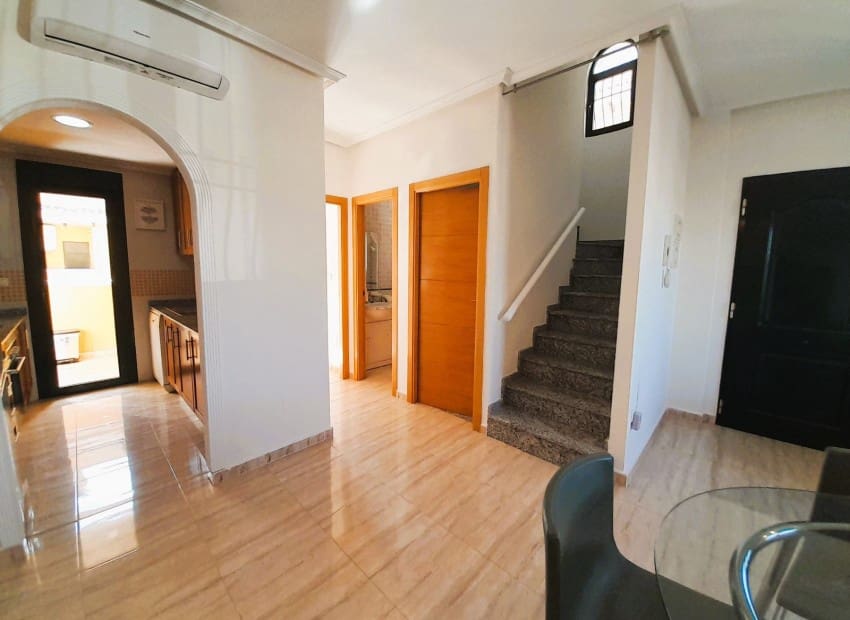 Chalet de 3 habitaciones en Ciudad Quesada en venta con piscina - 250.000 € (Ref: 8913619)