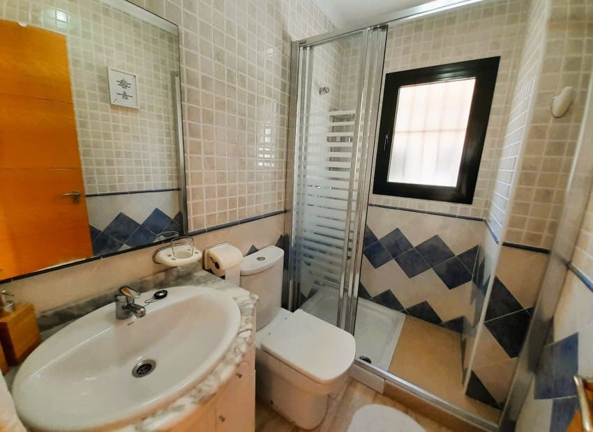 Chalet de 3 habitaciones en Ciudad Quesada en venta con piscina - 250.000 € (Ref: 8913619)