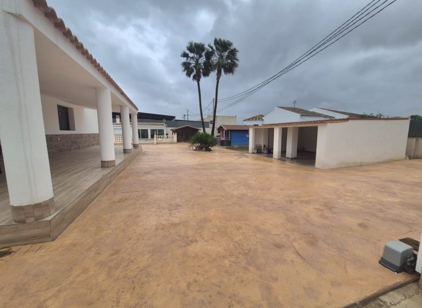 3 quarto Moradia para venda em Dolores com piscina garagem - 420 000 € (Ref: 8960694)