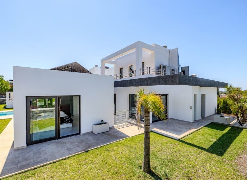 5 sypialnia Willa na sprzedaż w Javea / Xabia z basenem - 2 750 000 € (Ref: 8973106)