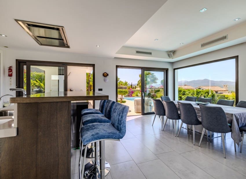 5 sypialnia Willa na sprzedaż w Javea / Xabia z basenem - 2 750 000 € (Ref: 8973106)